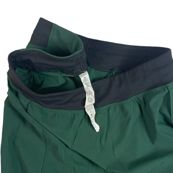 SH732 Men’s Lululemon Athletica Performance Workout Gym Shorts L - Picture 5 of 6